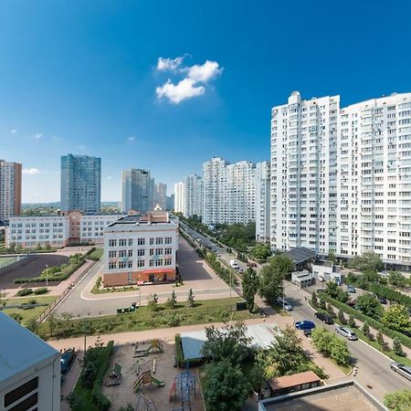 Большая 3 Комнатная На Осокорках Гмирі 2 Kiev Dış mekan fotoğraf